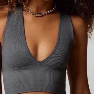 Out From Under Hailey Seamless Plunging Bra Top Gray M